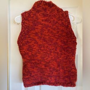 Red and magenta sweater crop top